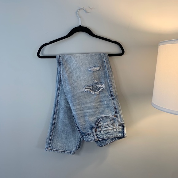 American Eagle Outfitters Denim - American Eagle Light Blue Tomgirl Jeans